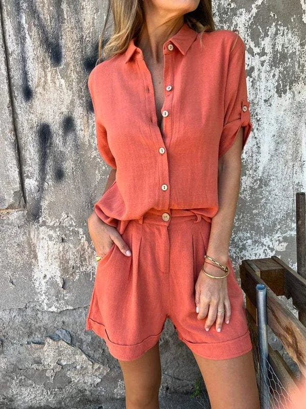 Linnea™ | ボタン付きシャツとショーツのセット